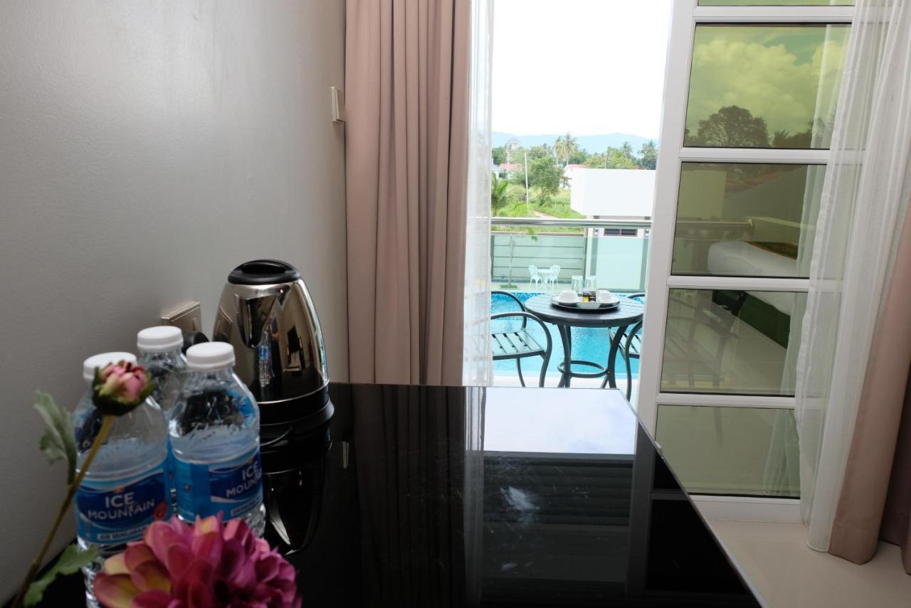 Aneeda Inn Pantai Cenang  Exterior foto