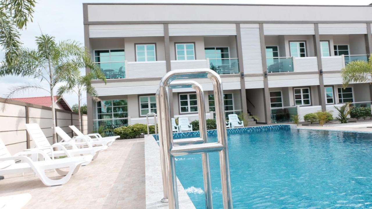 Aneeda Inn Pantai Cenang  Exterior foto