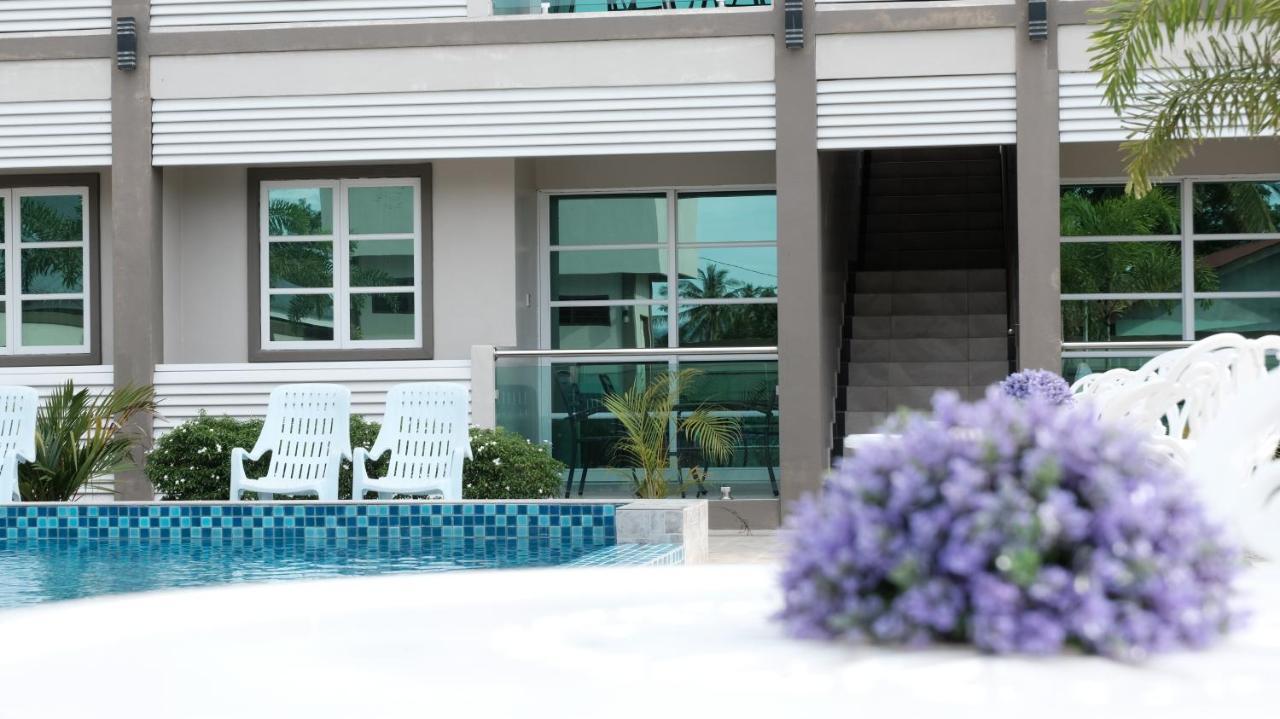 Aneeda Inn Pantai Cenang  Exterior foto
